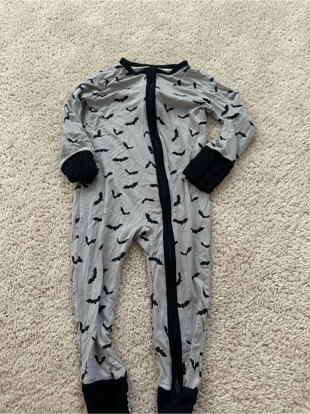 Mebie baby Bat-Print Footie Pajamas